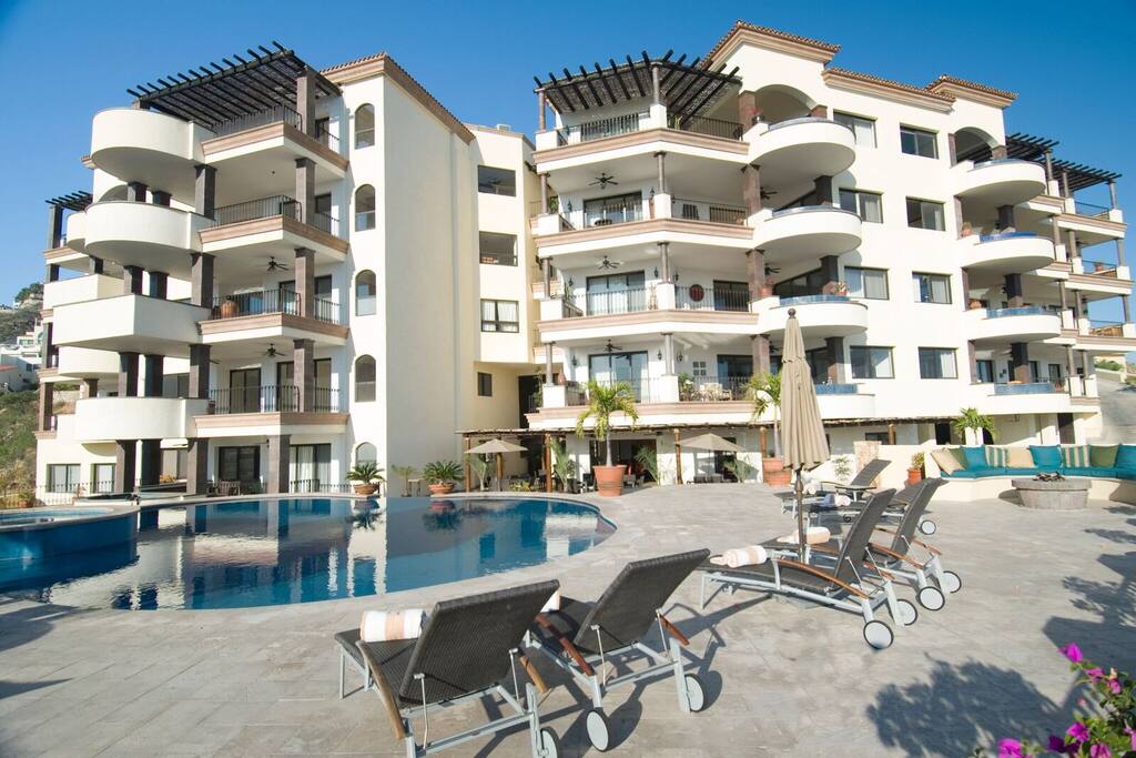 Property view/Vista de la propiedad.