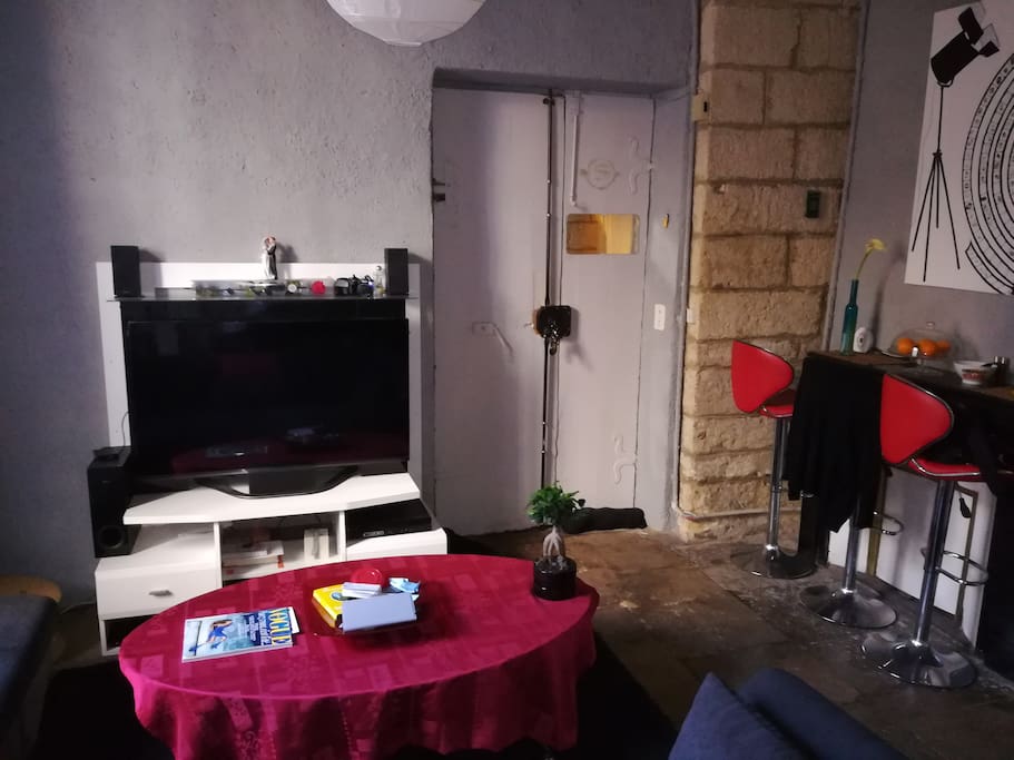 Salon (suite)
