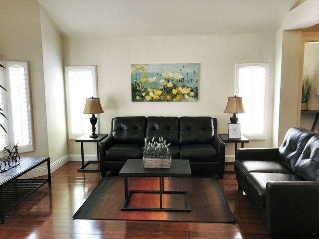 Luxury Boutique House 9rm9ba/6 Massive suites gallery image 5