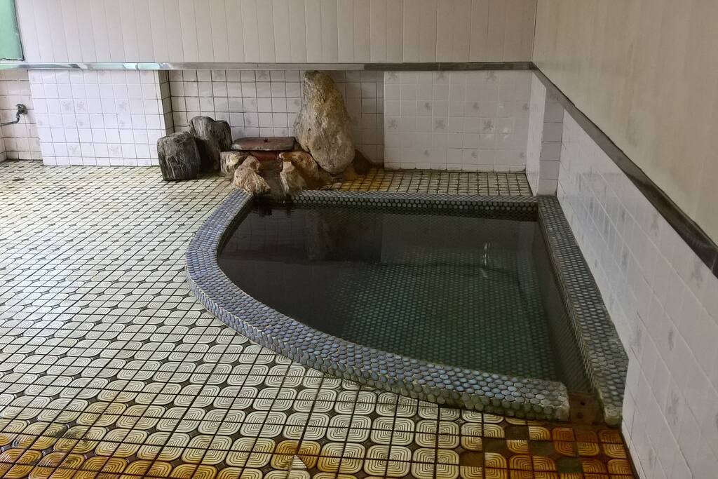 33 degrees onsen