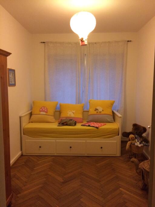 Schlafzimmer 2