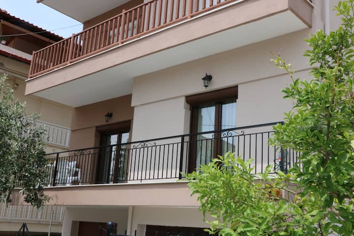 Big apartment with 2 bedrooms-Dili Apartments