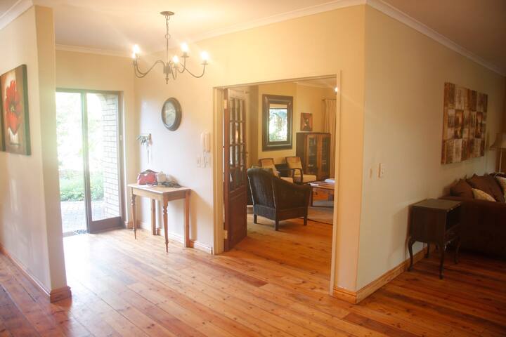 Family Home Cape Town, perfect for children! gallery image 3