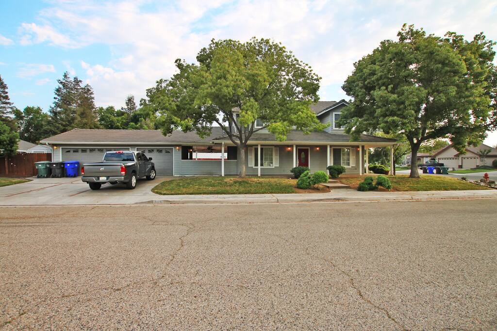 Front of the house. Carpool pictured.