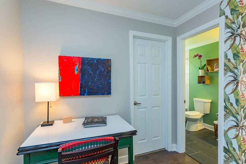 Workspace, Closet, Ensuite Bath