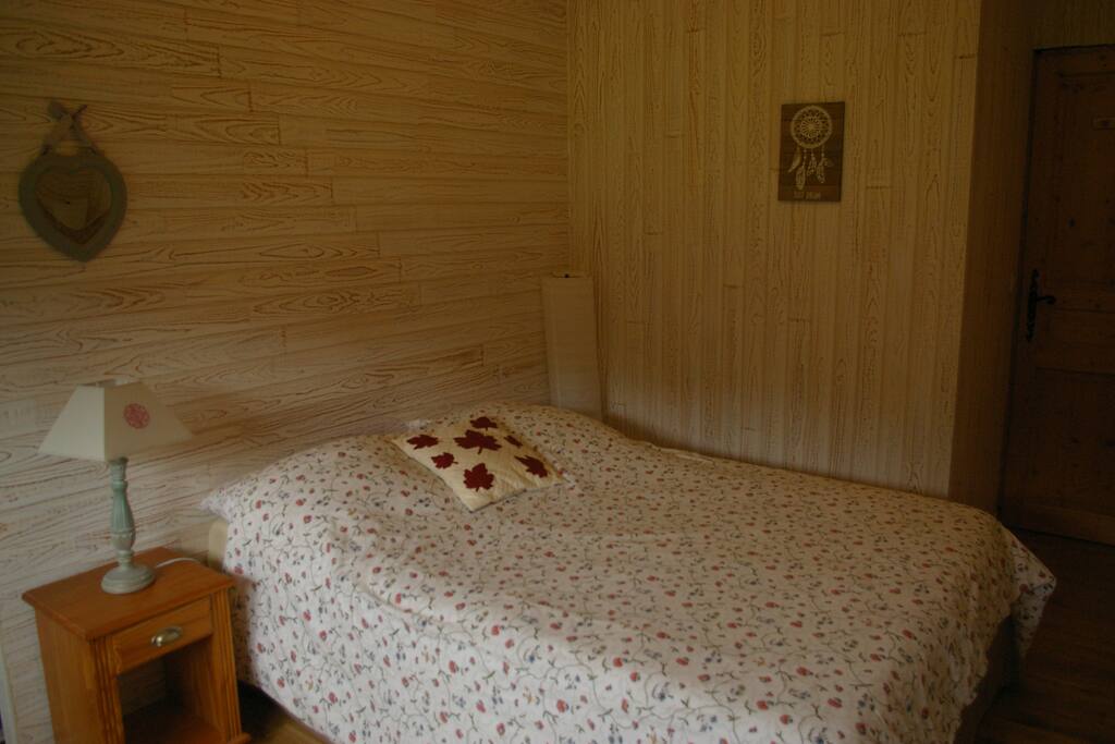 Chambre 2 lit double