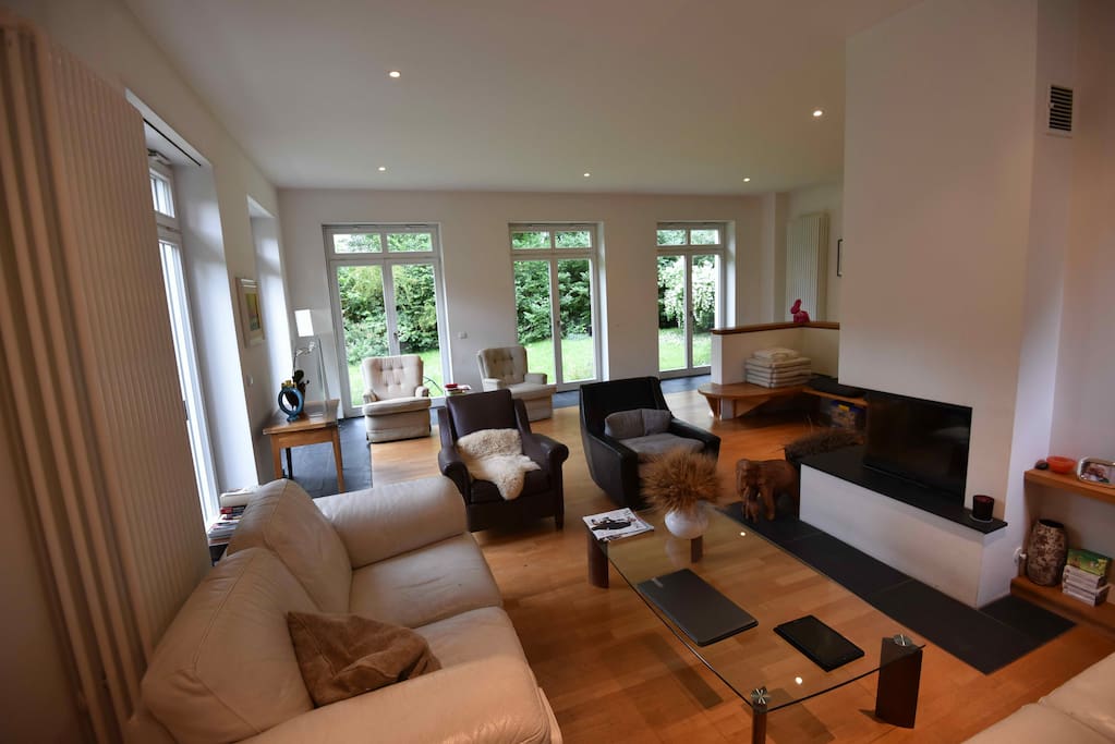 Wohnzimmer / living room