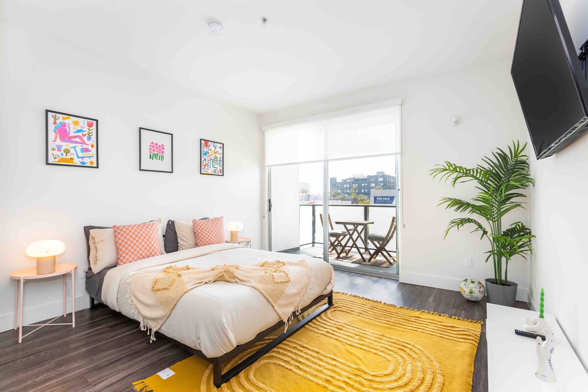 Santa Monica Beach Condos | Condos and More | Airbnb