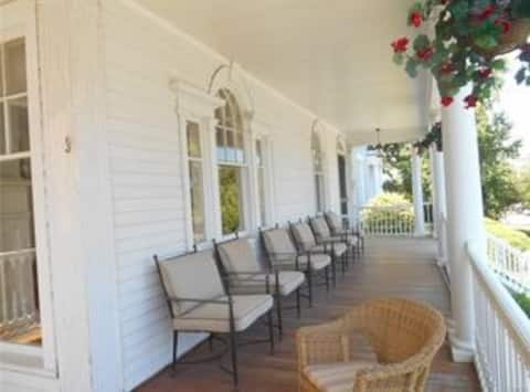Beautiful, large, historic 6 bedroom home