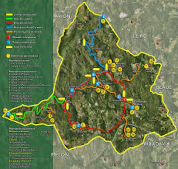Mapa de las rutas y senderos naturales que se pueden hacer en la ubicacion de la casa