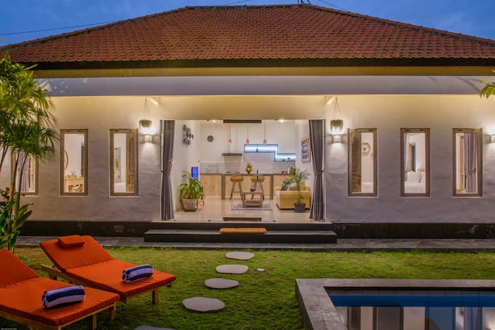 Pertiwi Villa - Canggu