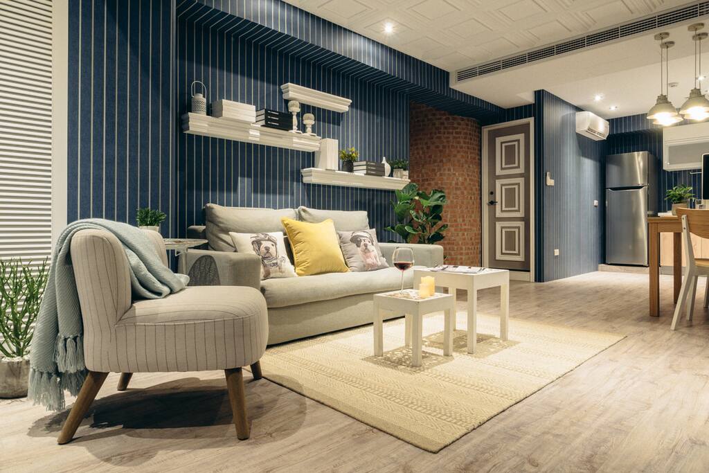 Living Room. 客廳