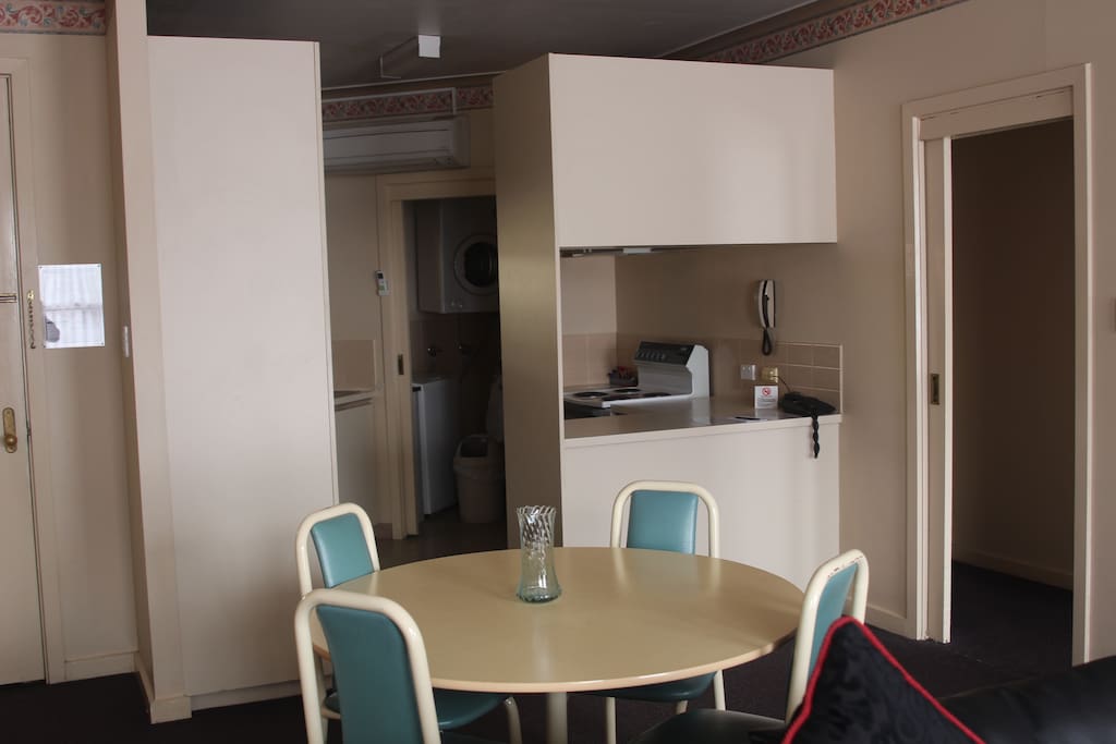 Standard Apartment - Dining area