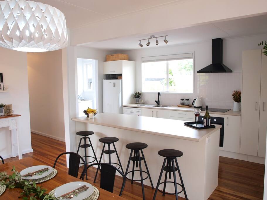 Dining Table for 6-7 people