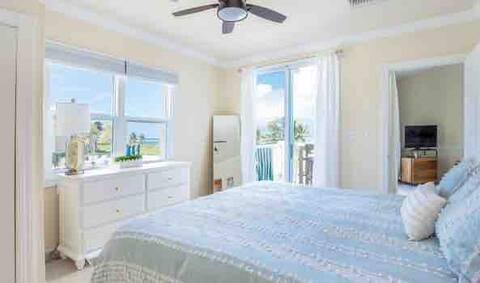 Ocean and Pool Front 2 king beds 2 Bath Condo
