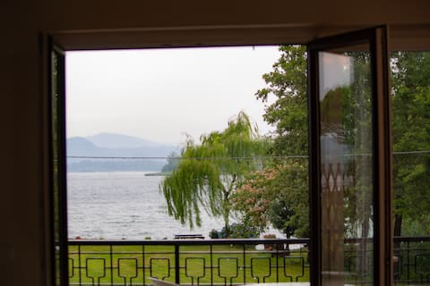 Top Airbnb: The beach on the Lake a Novara