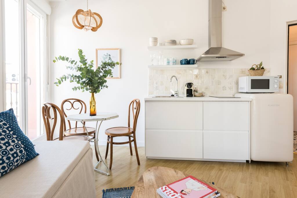 The kitchenette