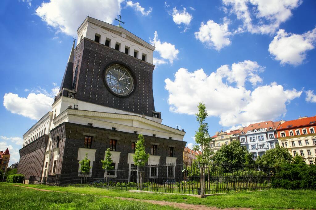 Square of 'Jiřího z Poděbrad' with a beautiful church and regular farmer's markets (or christmas market) is just 10min walk...