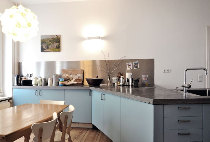 Beautiful flat in the middle of Berlin