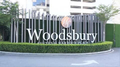 Premium Woodsbury Suites (Seaview) 7722