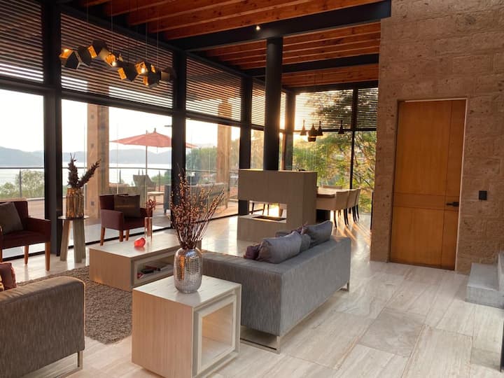 Casa Con Vista Espectacular Al Lago - Valle de Bravo