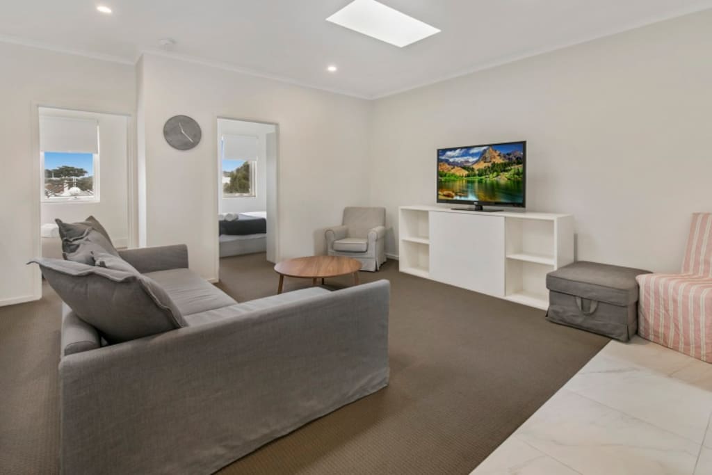 Living area - Sorrento Beach Abode