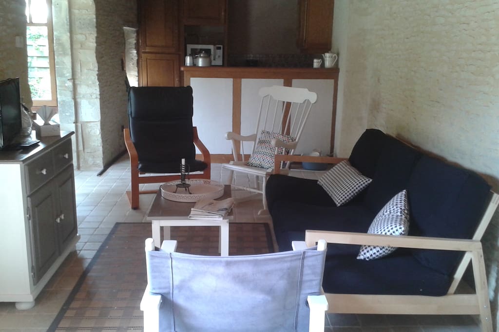 Au rez de chaussée, espace salon,