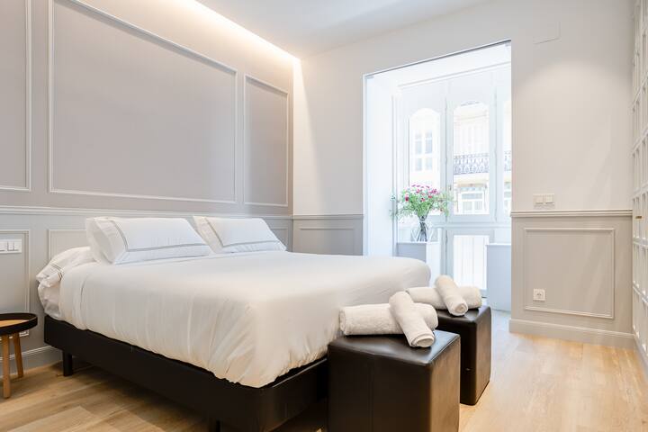 “La Bella Easo” brand new&style at La Concha beach gallery image 2