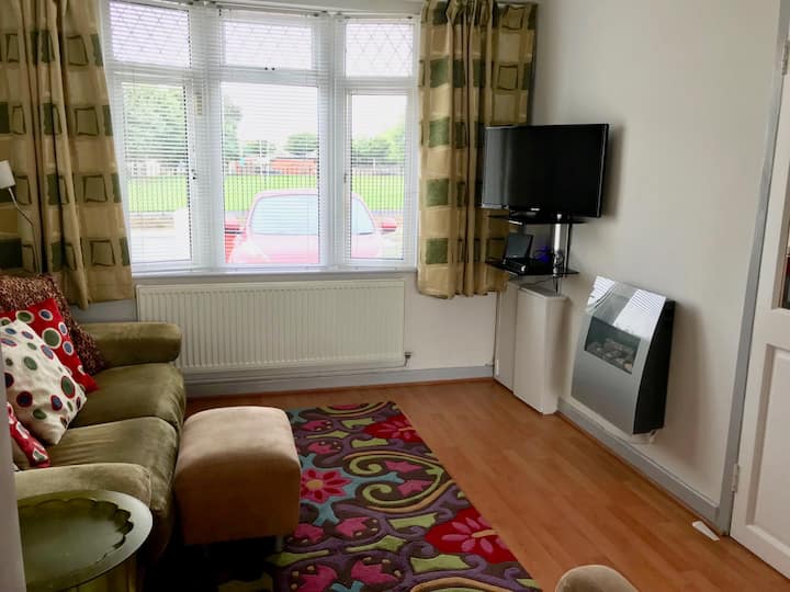 2 Bed House Near City And Airport - Dublin