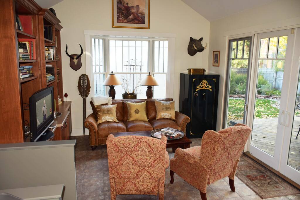 Family Room 2