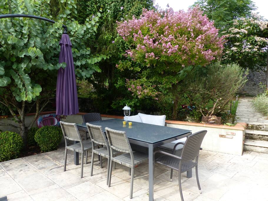 la terrace de la piscine