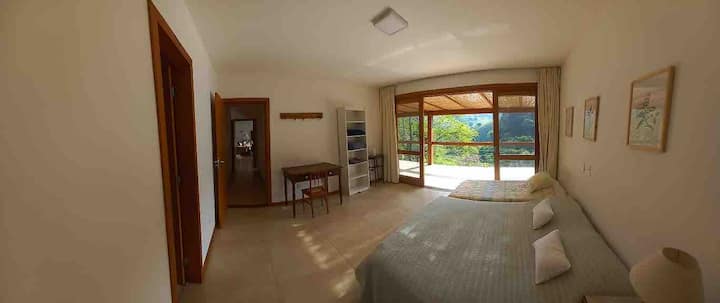 საძინებელი 4