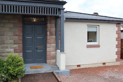 Self contained Guest Suite with double bed.