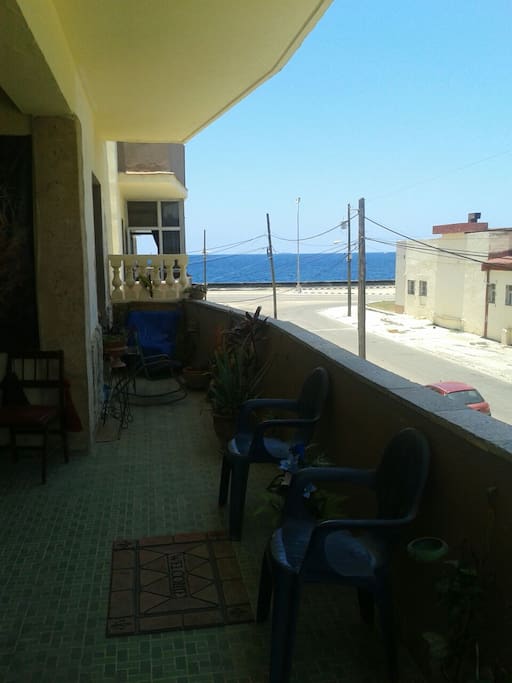 VISTA AL MAR EN EL VEDADO