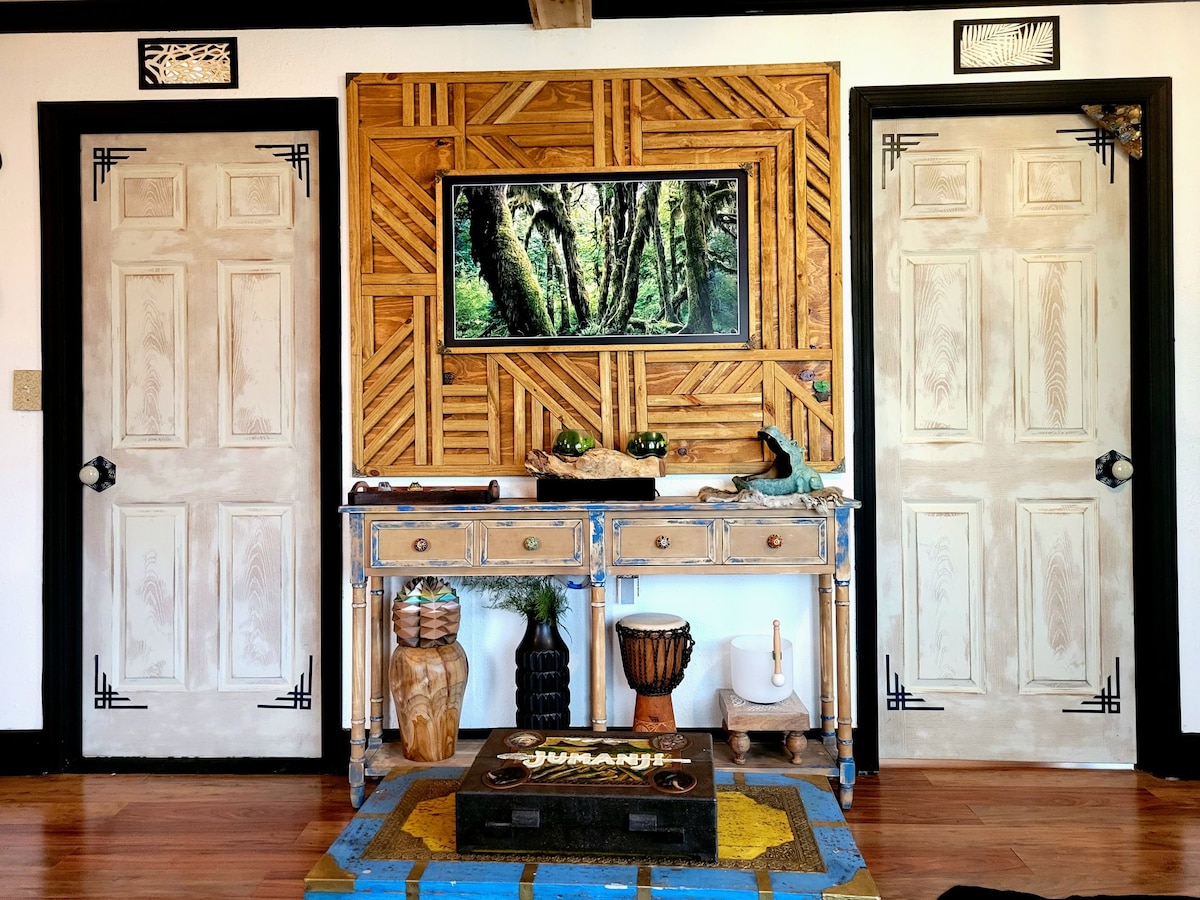 Successful Airbnb property: Cozy AF Jungle-House Hideaway in East Ybor