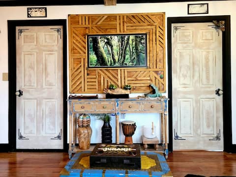 Successful Airbnb property: Cozy AF Jungle-House Hideaway in East Ybor
