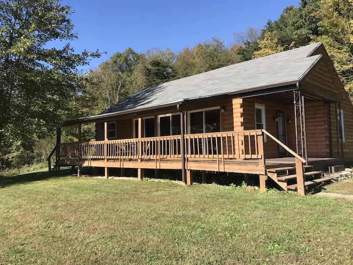 Memory Lane Cabins 3 Cabins for Rent in Oak Hill, Ohio, United States