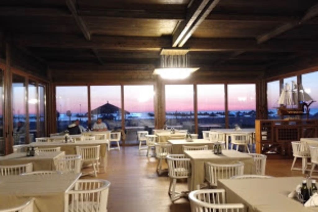 restaurant