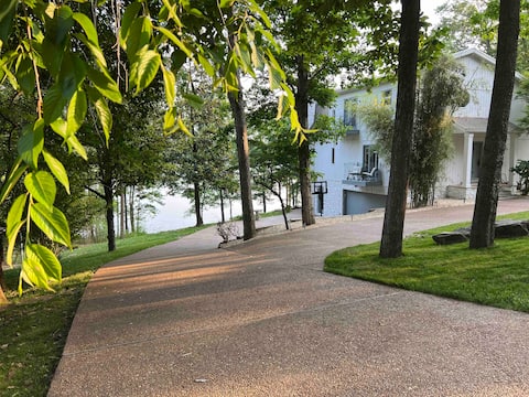 Heaven on Lake Barkley in Cadiz, KY
