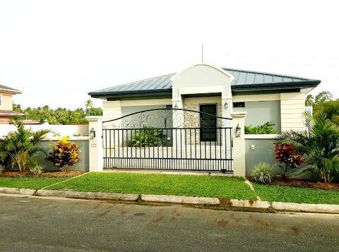 Sea Glass Villa Tobago-sleeps 12
