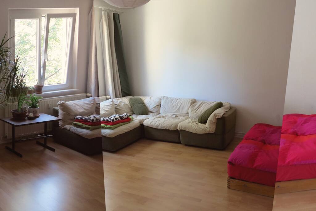 Panorama Wohn- & Schlafzimmer.