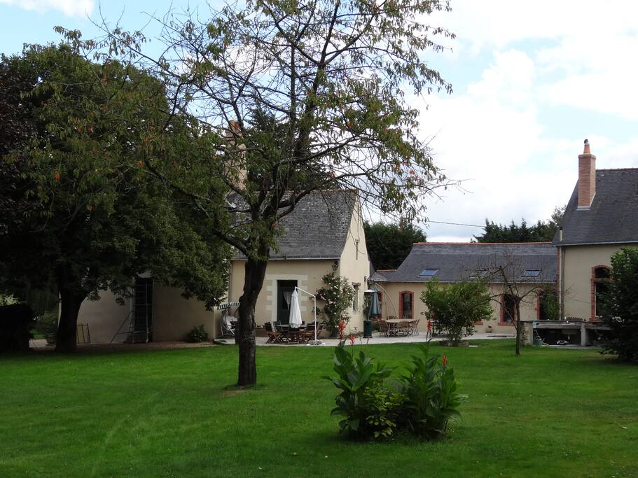terrain clos arboré sur 2hect