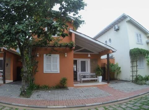 CAMBURIZINHO, HOME WITH PRIVATE POOL