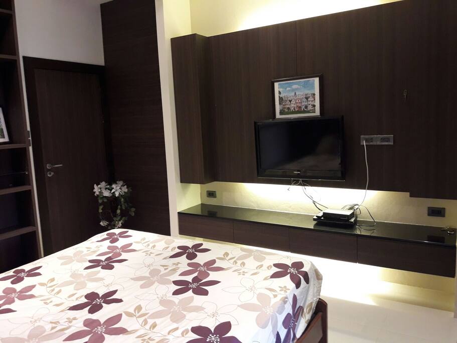 bedroom1