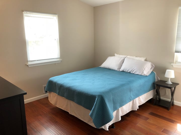 основна спалня, двойно легло