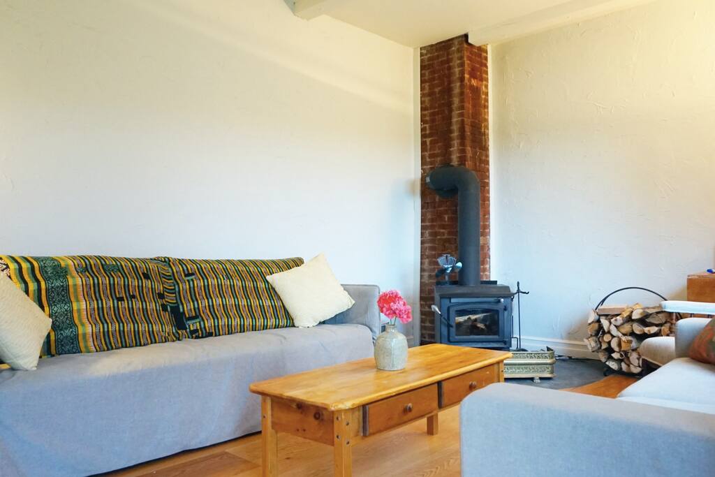 Living room and fireplace (wood provided)