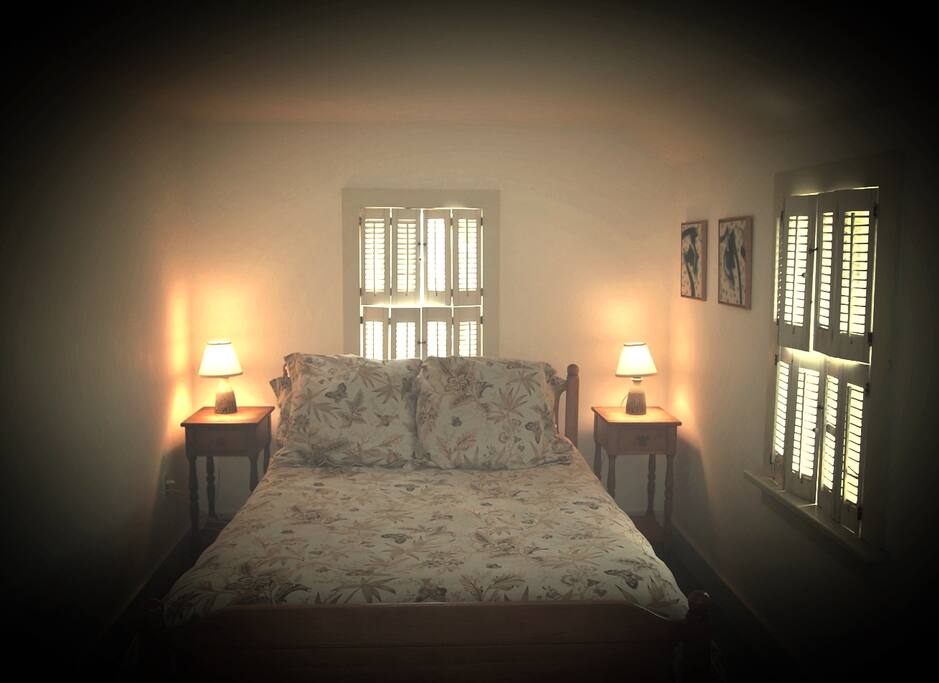 Room 4 with shared bath