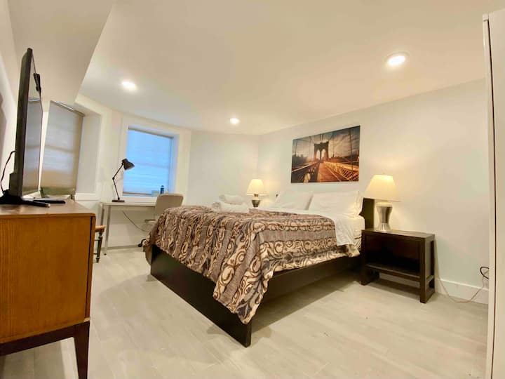 Spacious Bedroom Q bed laundry near NYC JCMC Apartments for Rent in