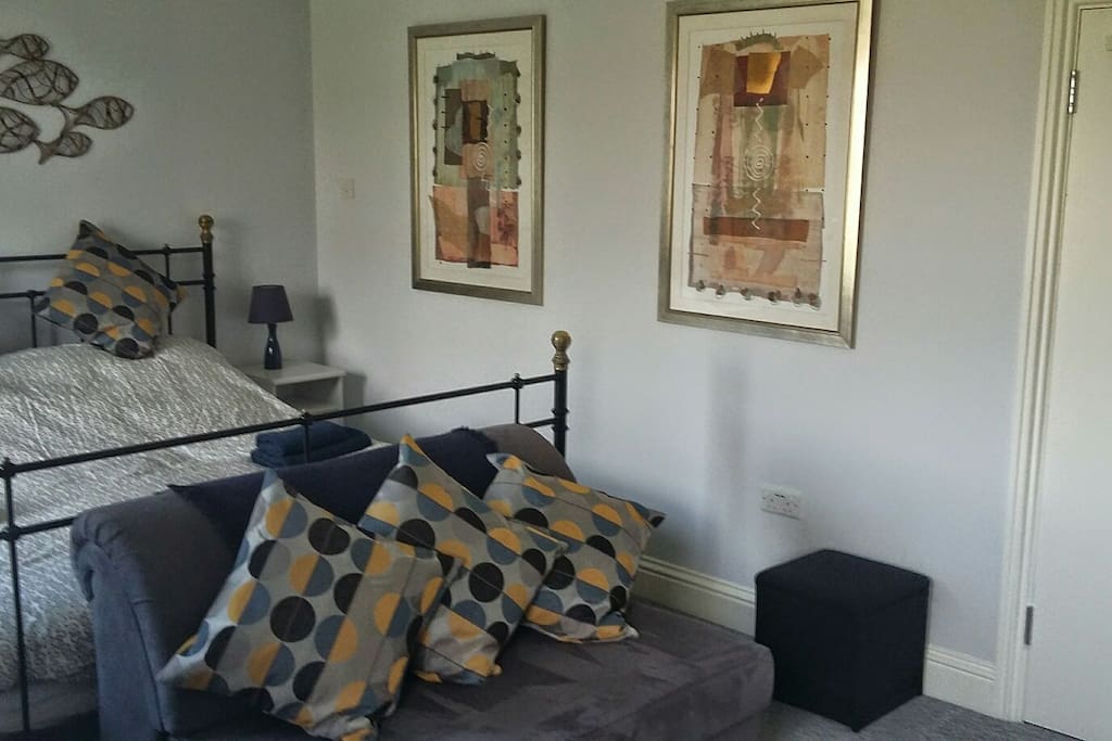 Super king size bed and sofa