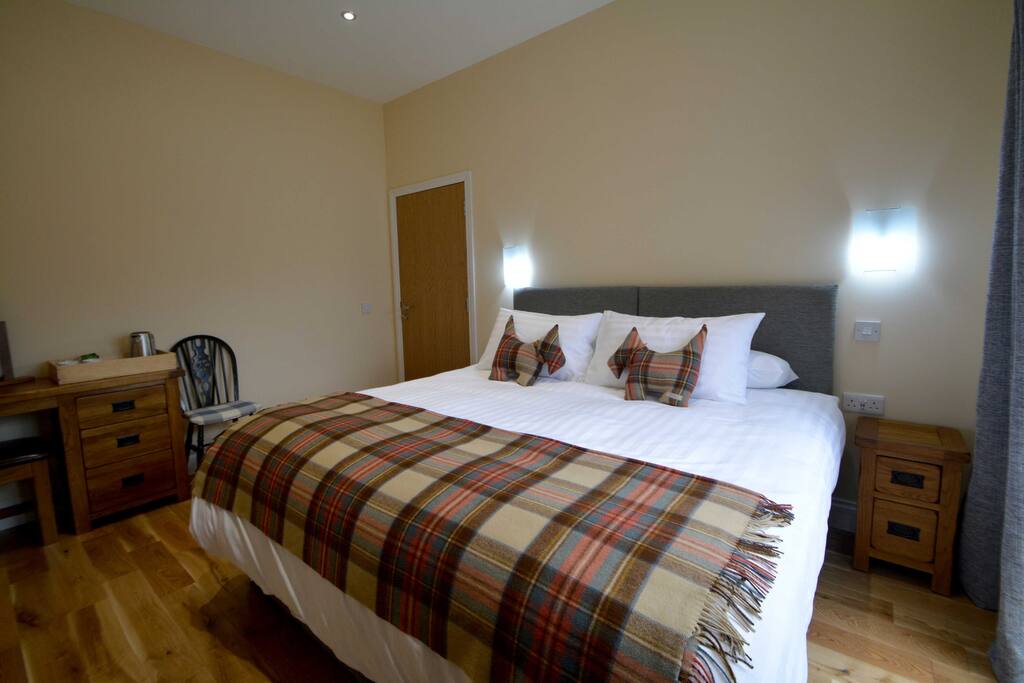 Superking Room - The Selkirk, sleeps two - single occupancy available, private patio area